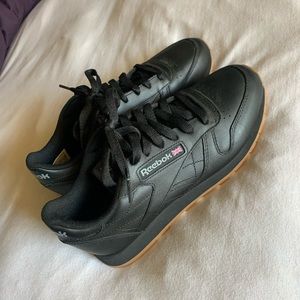 Reebok classic black and gun shoes